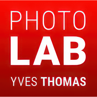 Logo de Yves Thomas Photo Lab, laboratoire d'impression partenaire